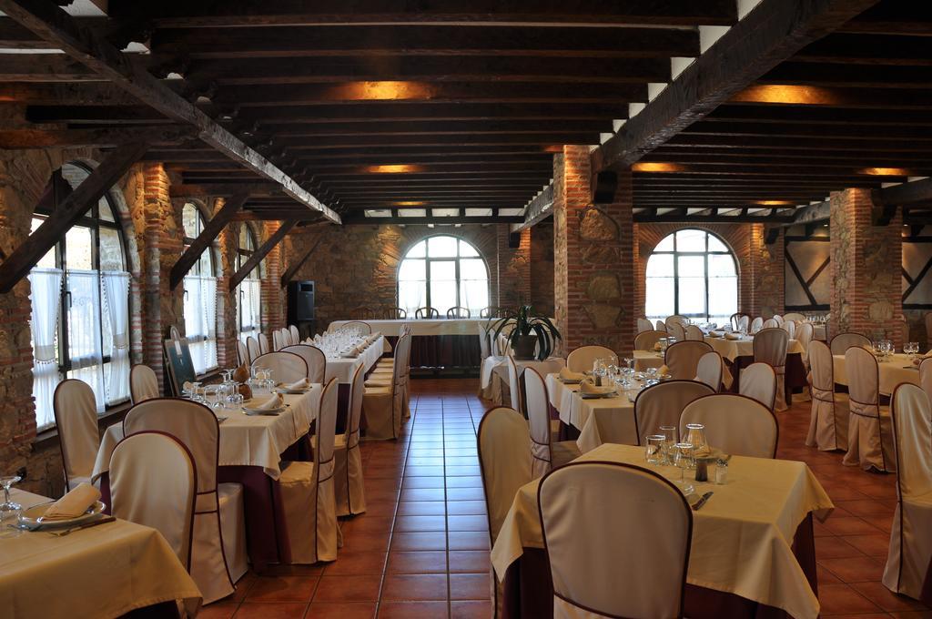 Apartamentos El Mirador Del Soto Sotoserrano 외부 사진